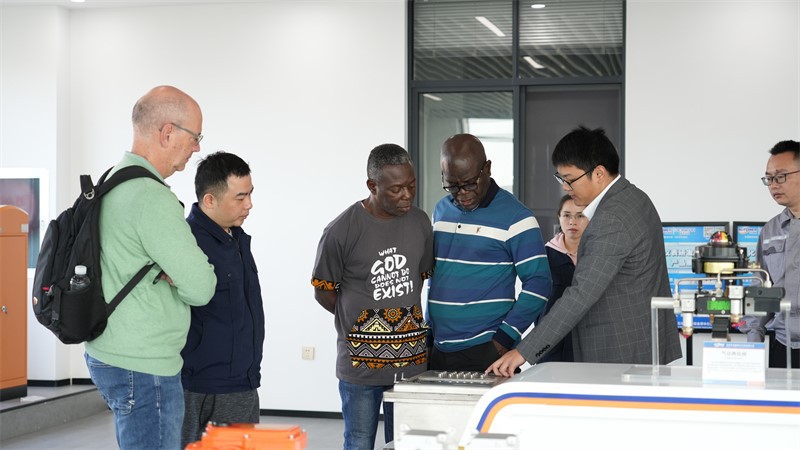 page-800-450 page-800-450